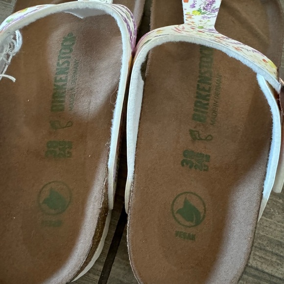 Birkenstock Gizeh Vegan Birko-Flor size 7 - Picture 8 of 11